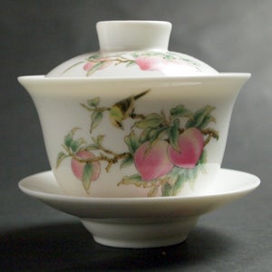 中国古美術・粉彩桃の花蓋碗・広口の茶碗・純手描き・茶道具・陶磁器・文房具・置物 ☆蓋碗【寿桃】 | 彩香本店